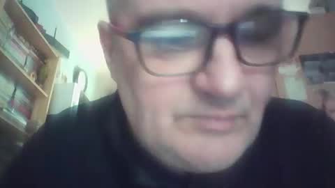 lee online show from April 12, 2026, 12:54 pm