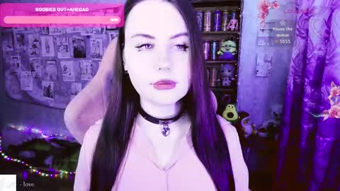 Mia online show from March 11, 2026, 9:37 am