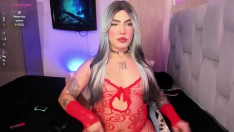 Sophie  online show from January 12, 2026, 5:40 pm