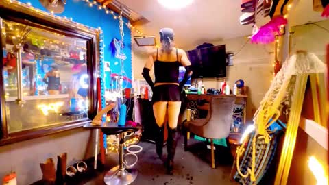 Snapshot of chavezechavez4207 chatting on March 9, 2025, 8:07 am MasterPRO online show from March 9, 2025, 8:07 am