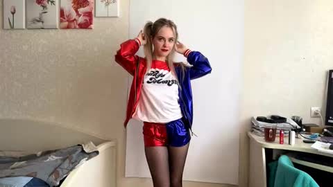 Milissa online show from September 13, 2025, 9:53 am