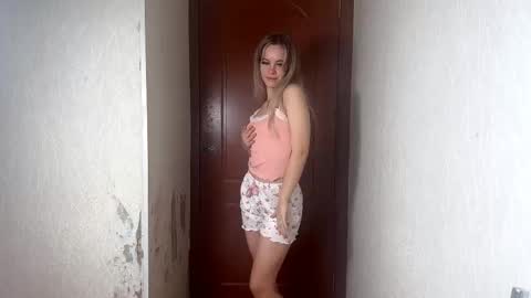 Milissa online show from October 15, 2025, 12:16 pm