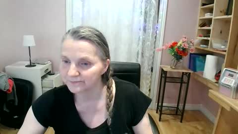 chealsiek online show from May 16, 2026, 12:18 am