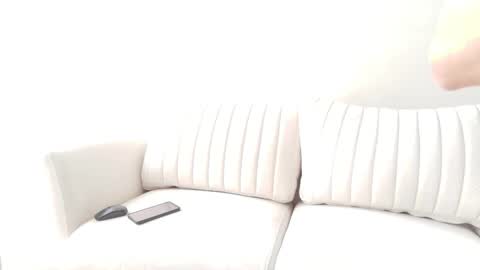 Regina Phalange online show from September 30, 2025, 8:03 pm