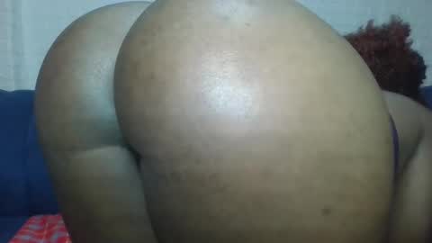 Snapshot of cheeky_charms chatting on February 11, 2026, 8:14 pm cheeky_charms online show from February 11, 2026, 8:14 pm