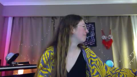 CheekyNightOwl online show from April 25, 2026, 12:46 am