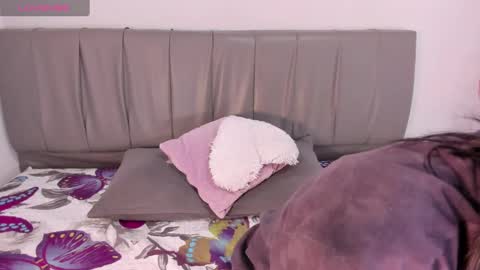 Cherlyn online show from October 7, 2025, 3:53 pm