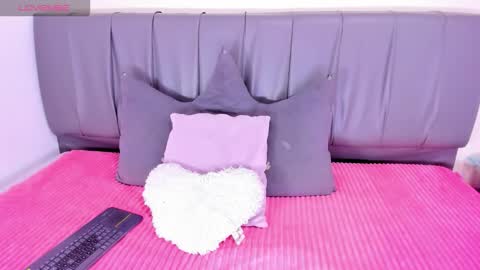 Cherlyn online show from November 24, 2025, 3:56 pm