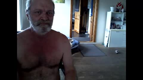 chefben666 online show from April 3, 2026, 9:29 am