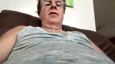 Snapshot of chefbrian36 chatting on September 17, 2025, 6:20 pm Chefbrian36 online show from September 17, 2025, 6:20 pm