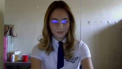 Snapshot of chelly4u69 chatting on September 14, 2025, 4:00 am chelly4u69 online show from September 14, 2025, 4:00 am