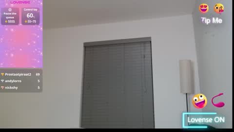 Snapshot of chelseablondeuk chatting on February 28, 2025, 10:39 pm ChelseaBlonde online show from February 28, 2025, 10:39 pm