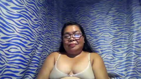 chenita_kits online show from June 27, 2026, 12:44 pm