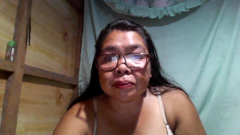 chenita_kits online show from July 15, 2026, 3:50 pm
