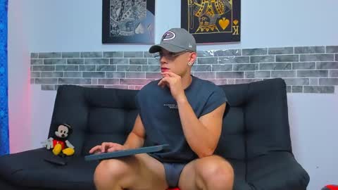 Snapshot of chepe_fit chatting on January 25, 2025, 5:07 am chepe vause online show from January 25, 2025, 5:07 am