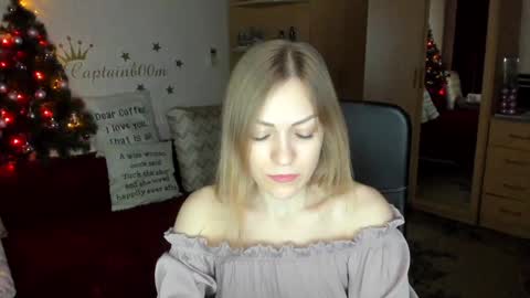 Snapshot of cherish_sia chatting on December 27, 2024, 5:09 am Silvia online show from December 27, 2024, 5:09 am