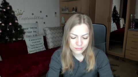 Snapshot of cherish_sia chatting on January 5, 2025, 2:49 am Silvia online show from January 5, 2025, 2:49 am