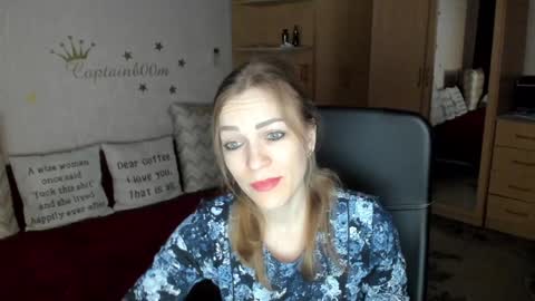 Snapshot of cherish_sia chatting on January 13, 2025, 7:00 am Silvia online show from January 13, 2025, 7:00 am