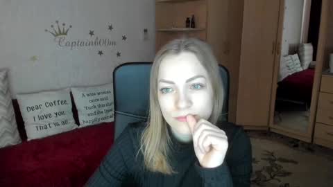 Snapshot of cherish_sia chatting on February 27, 2025, 8:06 am Silvia online show from February 27, 2025, 8:06 am