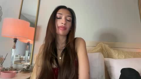 cherliecarmen online show from April 12, 2026, 8:19 am