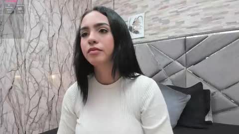 Emma  online show from November 21, 2025, 11:42 am