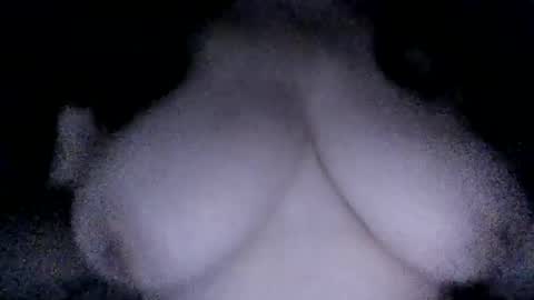 cherry_bomb87 online show from August 2, 2026, 5:17 am