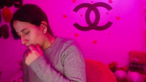 Nezumy Rey  online show from February 6, 2025, 7:13 am