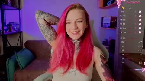 Roxy online show from October 3, 2025, 8:50 pm