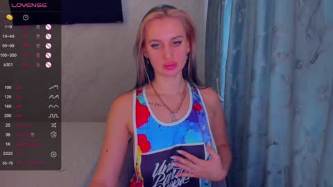 Snapshot of cherry_starrr chatting on December 27, 2024, 9:50 am cherry_starrr online show from December 27, 2024, 9:50 am