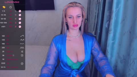 Snapshot of cherry_starrr chatting on January 12, 2025, 7:00 am cherry_starrr online show from January 12, 2025, 7:00 am