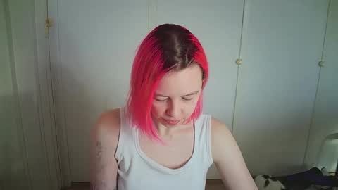 cherrybaby_0 online show from January 14, 2026, 7:58 am