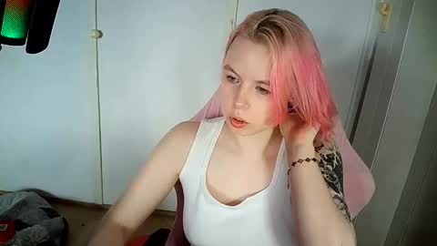 cherrybaby_0 online show from June 11, 2026, 8:56 am