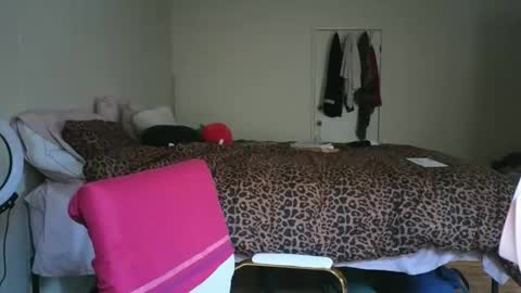 Miss Cherry online show from April 12, 2026, 1:54 am