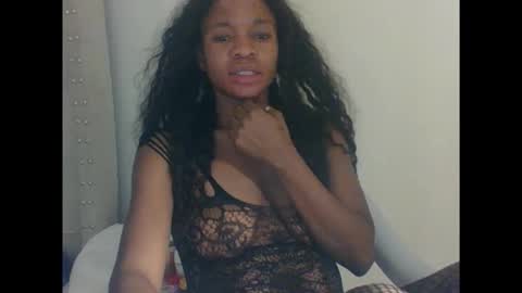 cherry online show from October 25, 2025, 11:51 am