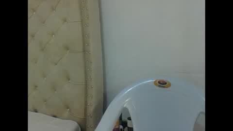 cherry online show from November 3, 2025, 10:10 pm