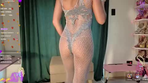 Snapshot of cherrycreme chatting on January 11, 2026, 2:38 am Cherry online show from January 11, 2026, 2:38 am