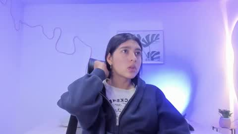 C H E R R Y online show from November 12, 2025, 11:54 am