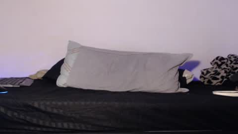 Andres cherry  online show from February 2, 2026, 4:38 pm