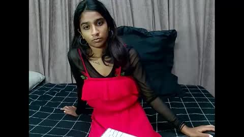 leah online show from January 21, 2025, 5:05 am