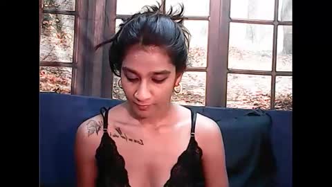 leah online show from February 17, 2025, 9:35 am