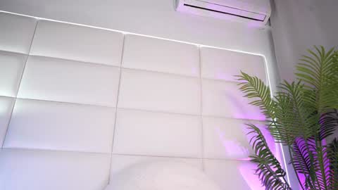 Snapshot of cherryjulia chatting on December 10, 2024, 6:44 am Julia online show from December 10, 2024, 6:44 am