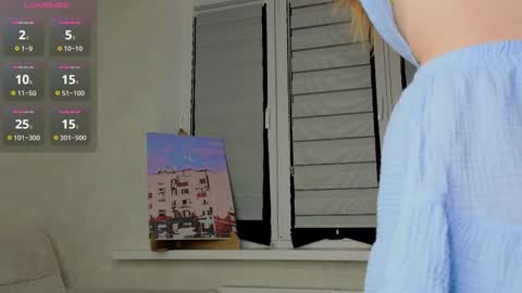 Lysia online show from November 18, 2025, 12:31 pm