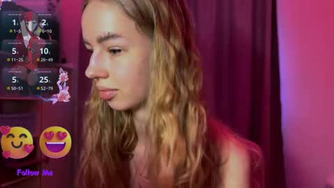 Evie online show from December 15, 2025, 11:14 am