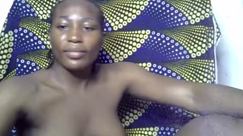 cherrywetpussy online show from December 3, 2025, 8:51 pm