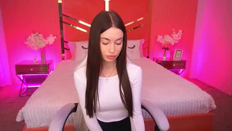 cherryylulu online show from November 14, 2025, 8:57 am