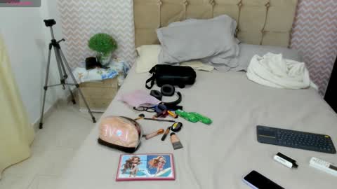 vero online show from January 8, 2025, 5:37 pm