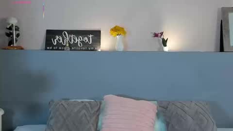 cheryelfox online show from September 24, 2025, 9:18 pm