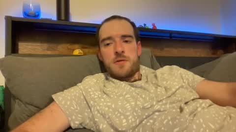 Snapshot of chevan006 chatting on March 5, 2025, 12:33 pm chevan online show from March 5, 2025, 12:33 pm
