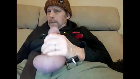 Snapshot of chevy69 chatting on January 10, 2025, 12:17 am chevy69 online show from January 10, 2025, 12:17 am