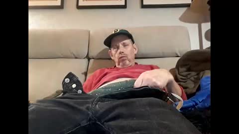 Snapshot of chevy69 chatting on October 22, 2025, 10:09 pm chevy69 online show from October 22, 2025, 10:09 pm